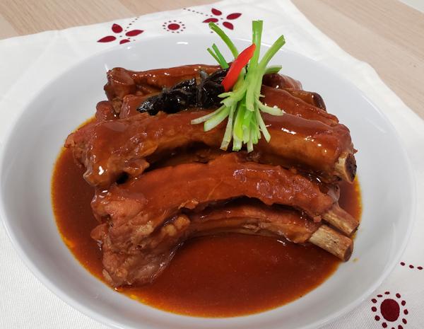 Spare Rib Sauce LEE KUM KEE, 397 g